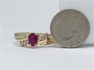 10K Solid Yellow Gold Oval Cut Ruby Diamond Accent Ring Size 10.25